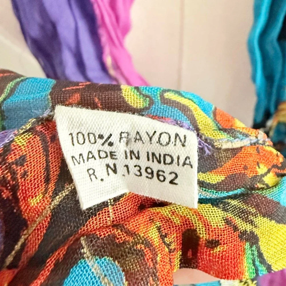 Vintage Women's Rayon Crinkle Scarf Wrap Shawl Blue Purple Abstract Artsy Boho